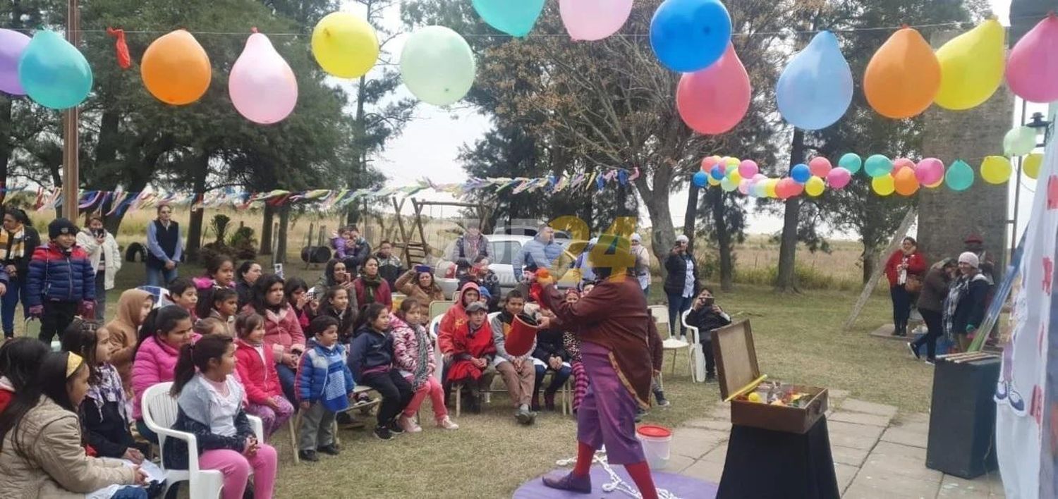 La “Escuela que rueda” llegará a más de 350 establecimientos primarios rurales santafesinos