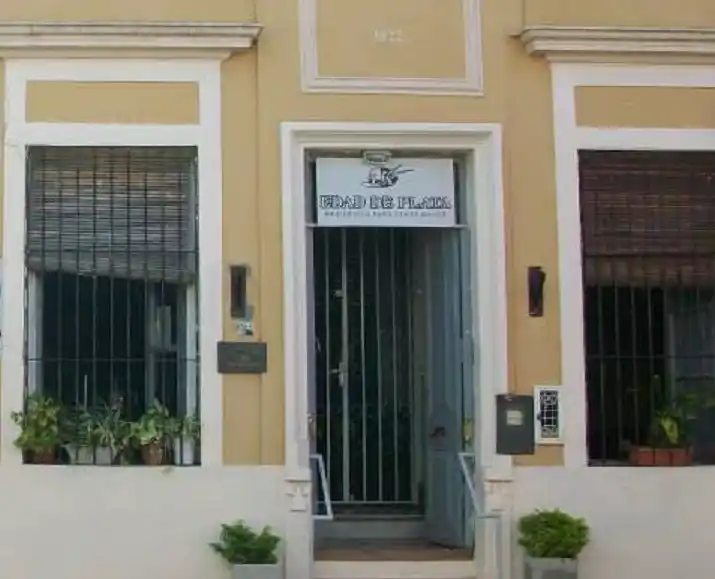 En allanamiento a un geriátrico se hallaron serias irregularidades y una interna muerta