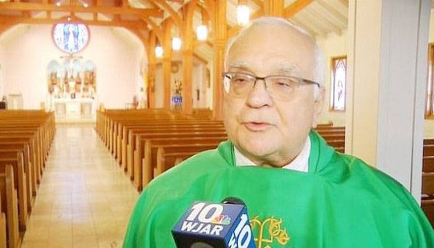 Polémica por la declaración de un  sacerdote: "La pedofilia no mata a  nadie, el aborto sí"