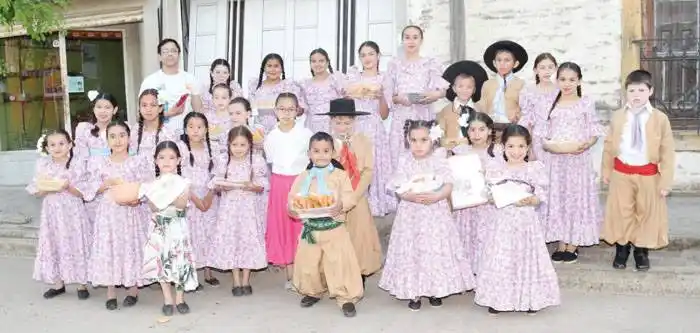 El ballet Añoranzas en la Semana  de la Tradición