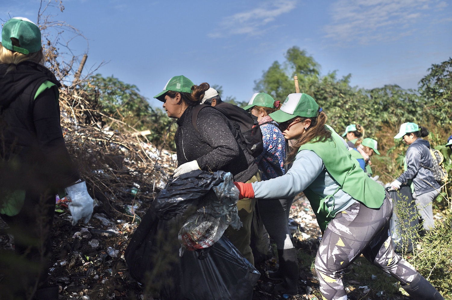 Alto Verde: se realizó una nueva limpieza de la costa