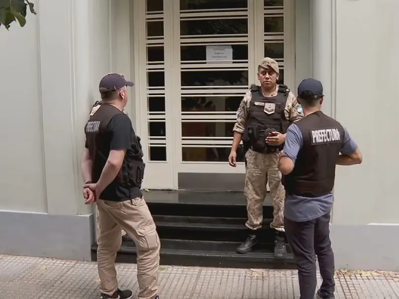 Terminó el allanamiento en el predio de la AFA y la policía secuestró una computadora