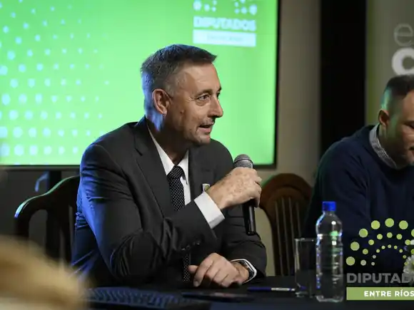 Presentaron un informe sobre programas sociales en la Cámara de Diputados