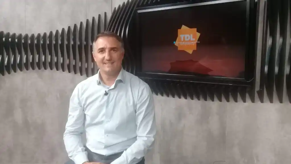 Gonzalo Santamarina en el desayuno de Tandil Despierta