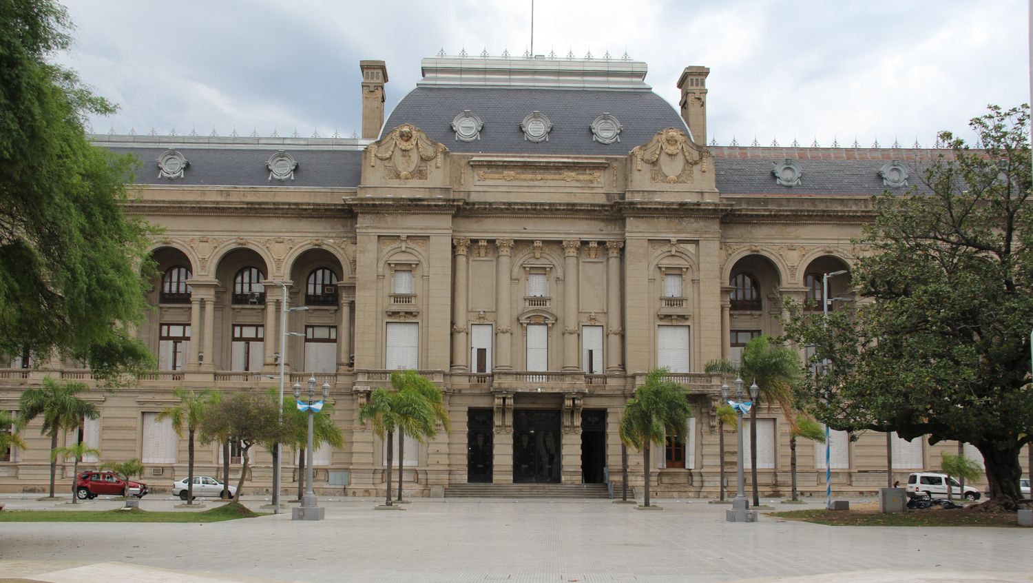 ATE exige convocatoria a Paritaria por el pase a planta de contratados