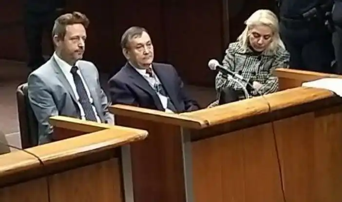 En un juicio por jurado, absolvieron al médico que acribilló a ladrón