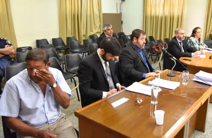 Denunció que era abusada por su tío, la familia no le creyó y ahora un jurado popular tampoco