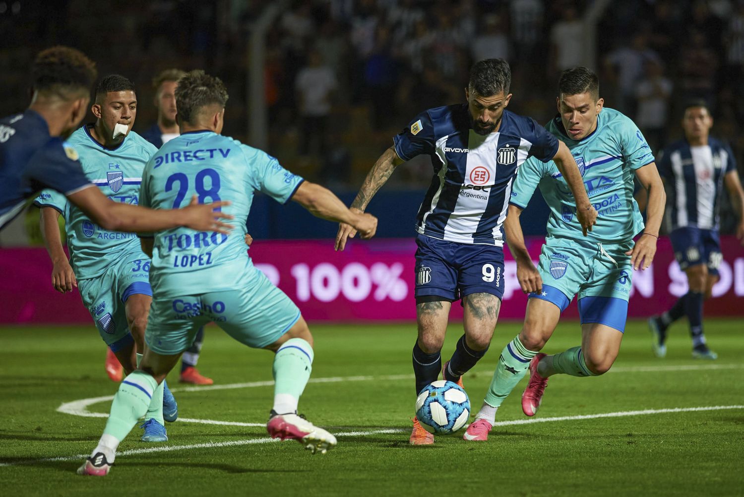 En San Luis, Talleres sacó pasaje para la definición