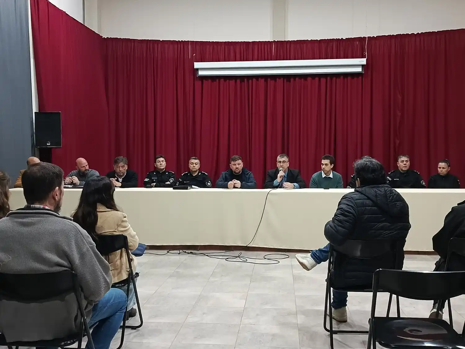 Vottero y Pinotti encabezaron una mesa de trabajo por la seguridad en Sunchales