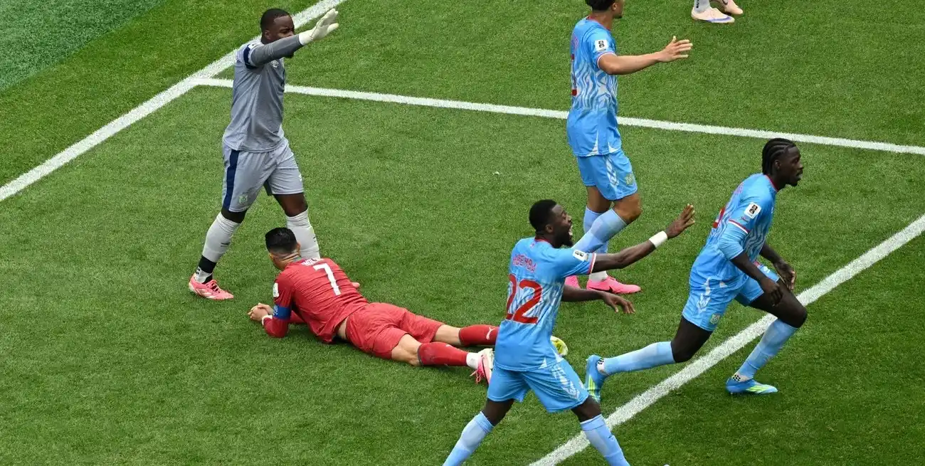 Cristiano no pudo ganarlo para Portugal. Foto: Reuters