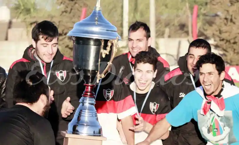 Taponazo campeón del fútbol amateur