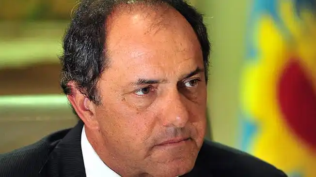 Scioli contra la oposición: "Es claro que no quieren que haya Policía Comunal"