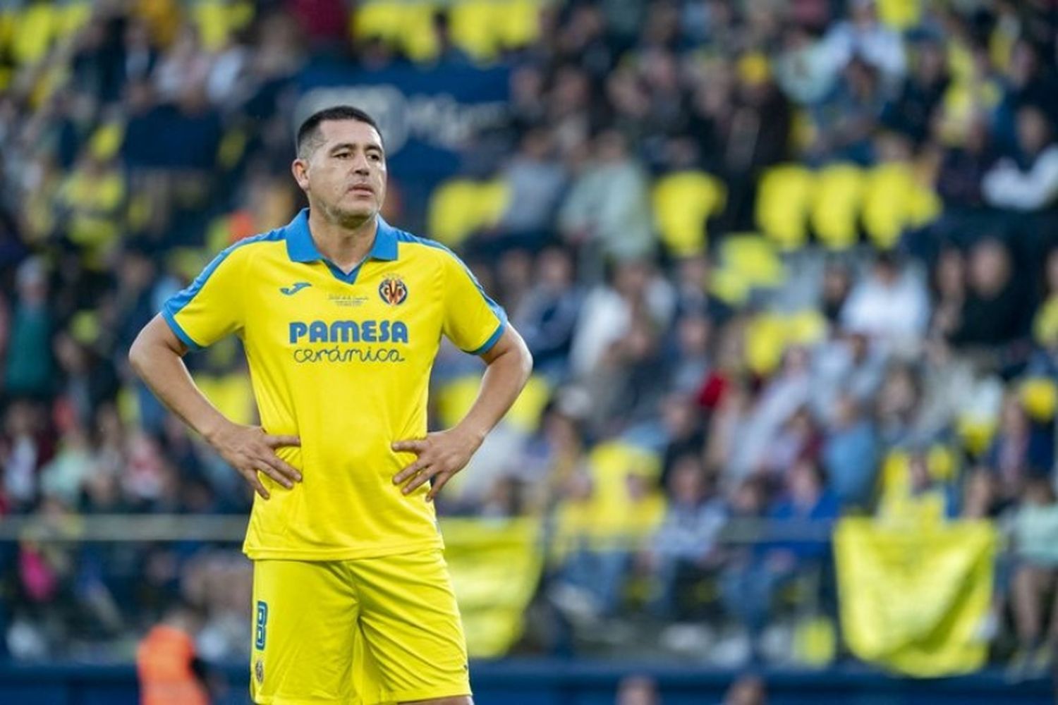 Juan Roman Riquelme volvió a jugar al fútbol en Villareal y fue ovacionado