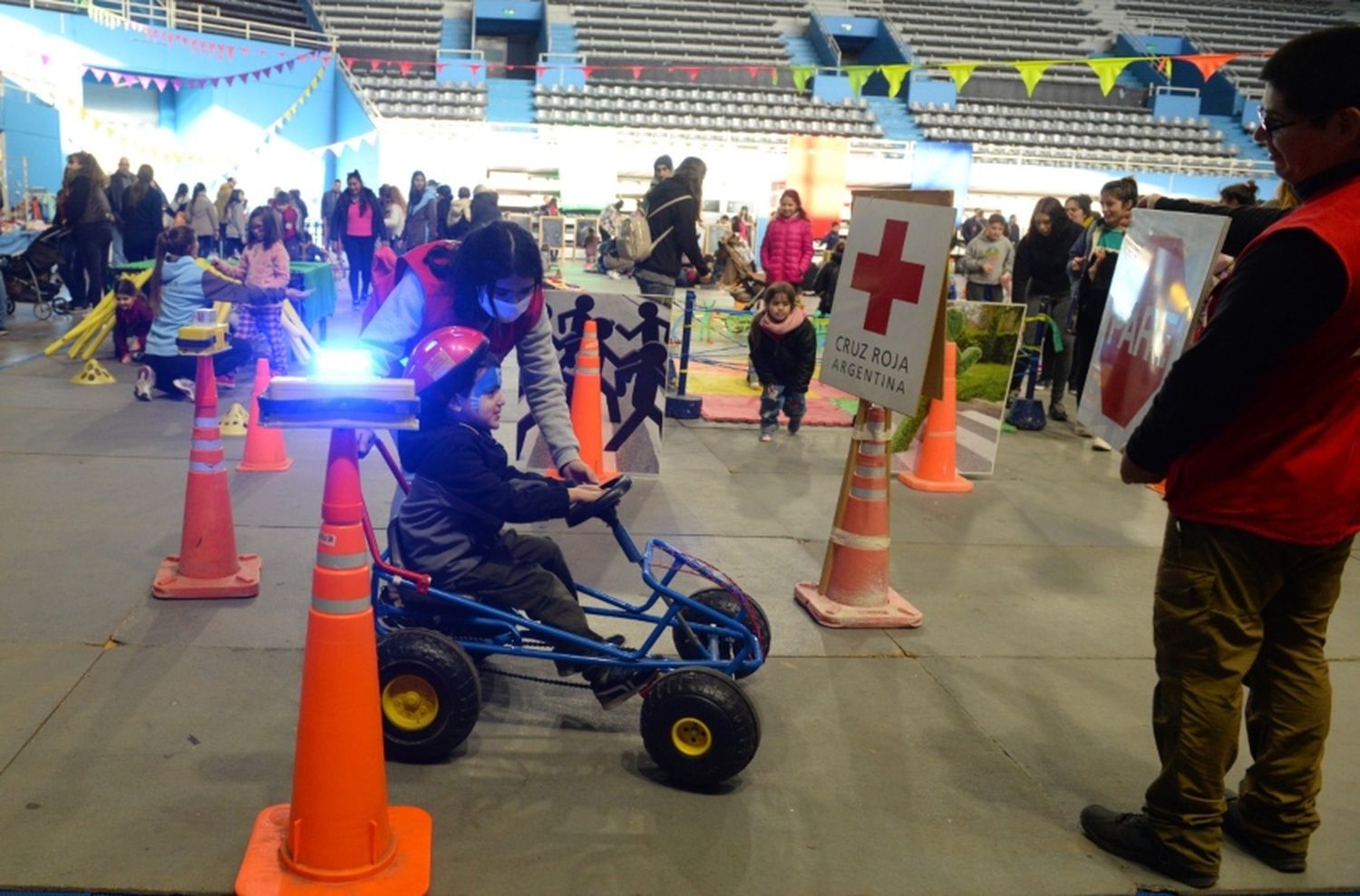 Continúan las propuestas para toda la familia en el Polideportivo Islas Malvinas