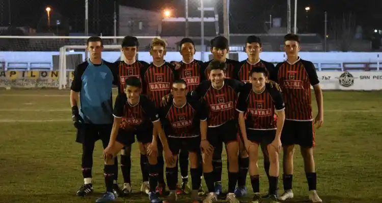 El U15 de San Pedro sentenció su clasificación a cuartos de final