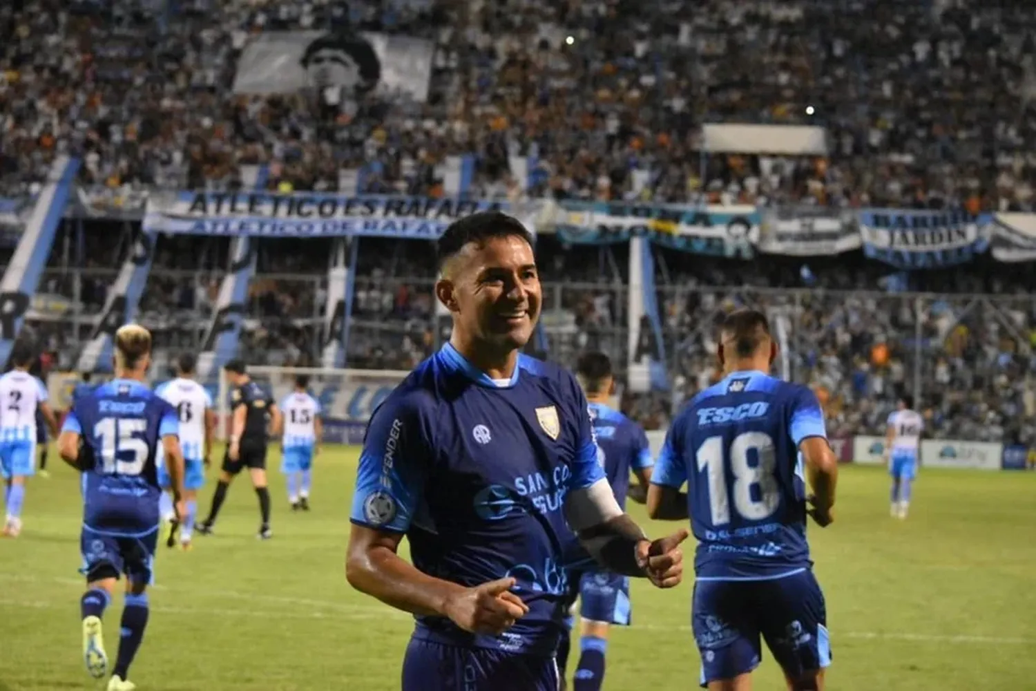 El ex futbolista terminó en el segundo lugar con el 27,58% de los sufragios y desde diciembre de este año asumirá su banca como edil de la ciudad del norte santafesino.