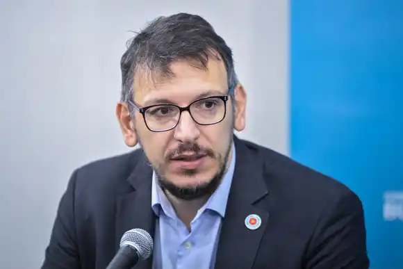 Créditos con tasa subsidiada y 12 meses de gracia para familias y pymes afectadas por el agua