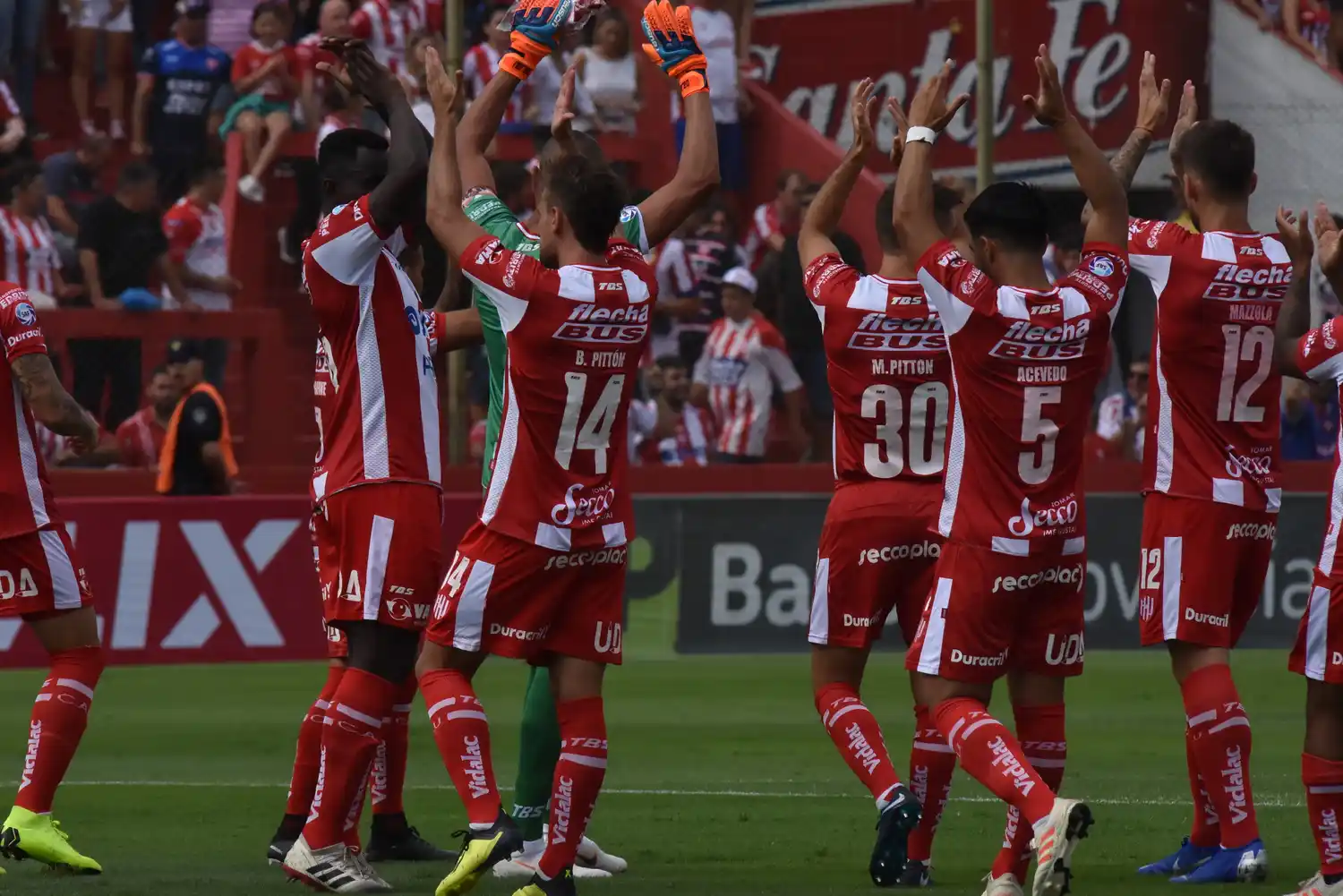 El Tate estaría por sumar a dos refuerzos