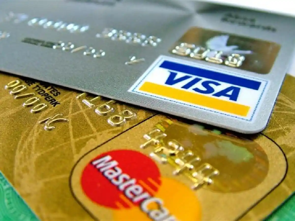 El Banco Central pondrá un límite del 55% a la tasa de interés de tarjetas de crédito