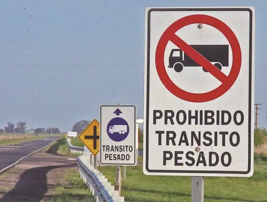 No más tránsito pesado en el sector de la Ruta Provincial 11 que atraviesa la zona urbana