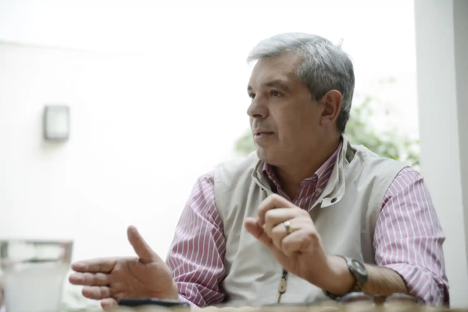 Julián Domínguez: Desde Scioli al Papa Francisco y del superclásico a la inseguridad y las rutas