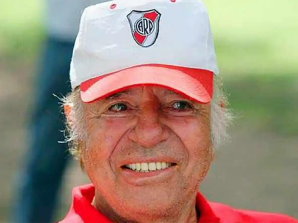 River expresó sus condolencias por el fallecimiento de Menem