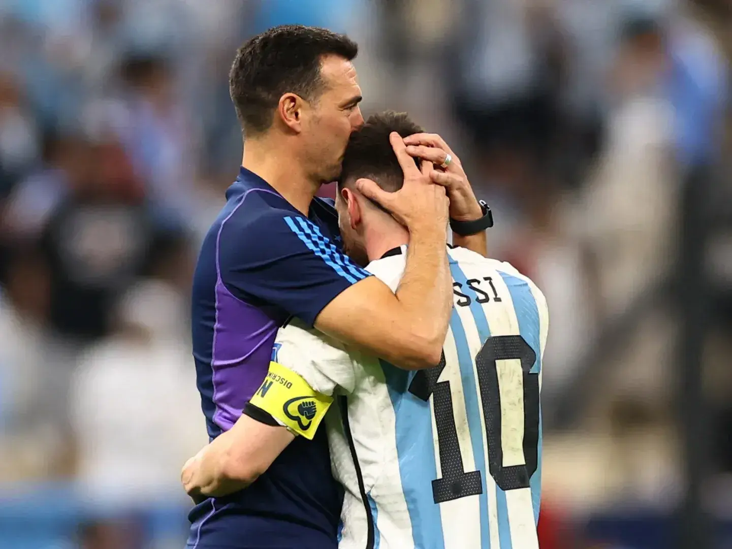 Scaloni y Messi .