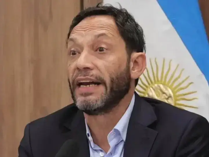 Maximiliano Ferraro.