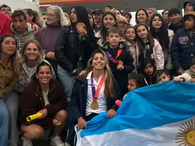Brenda Rojas tras ganar cuatro medallas de oro: “Tener a toda la gente haciendo de hinchada me dio la fuerza”