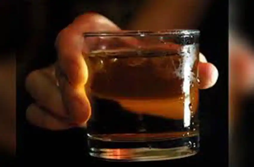 Sorprendieron a una «viuda negra» cuando terminaba de sedar a un hombre