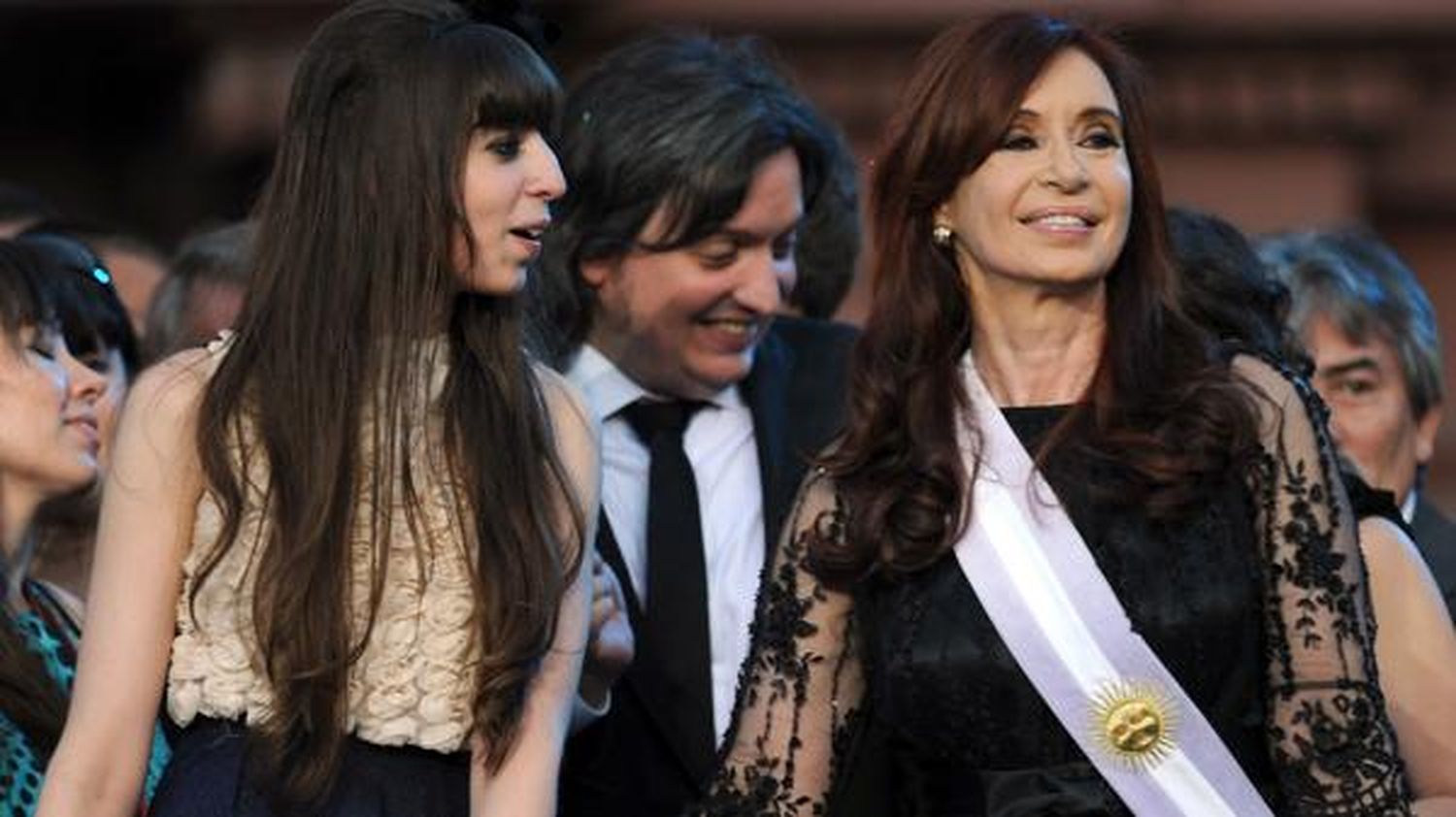 Solicitaron el embargo de los bienes de Máximo y Florencia Kirchner