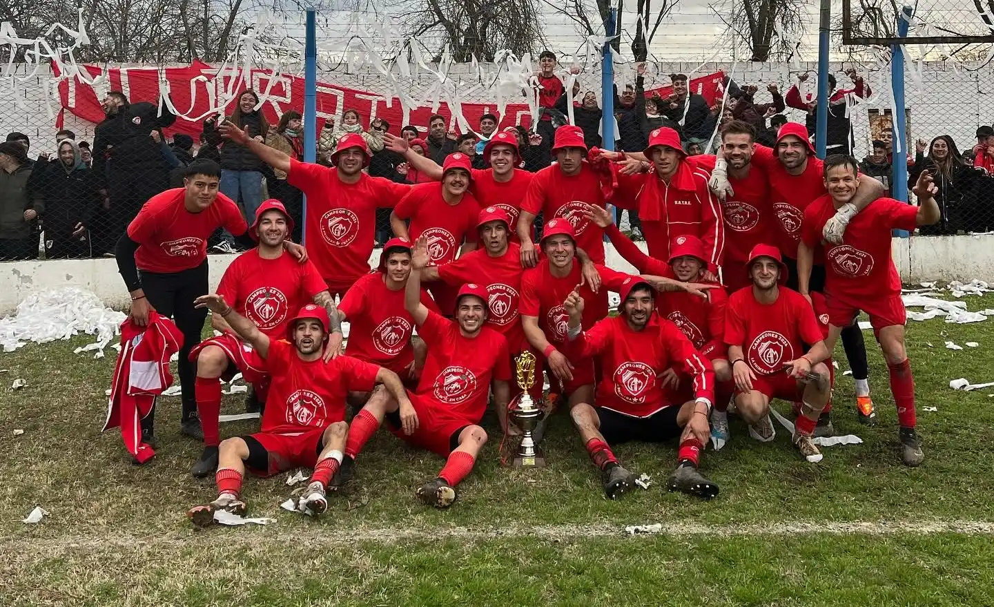 Mitre vuelve a ser campeón en la máxima categoría del fútbol sampedrino.