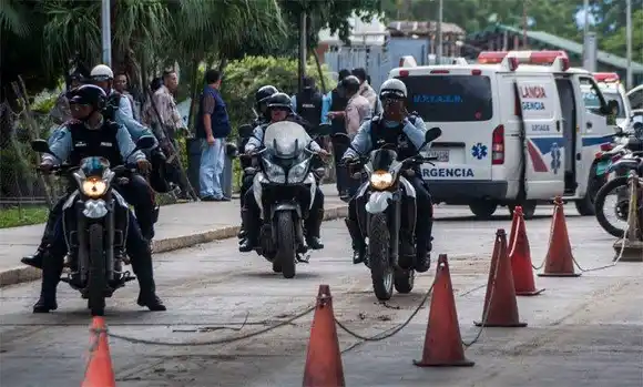 Lanzan artefacto explosivo en centro asistencial de Barquisimeto