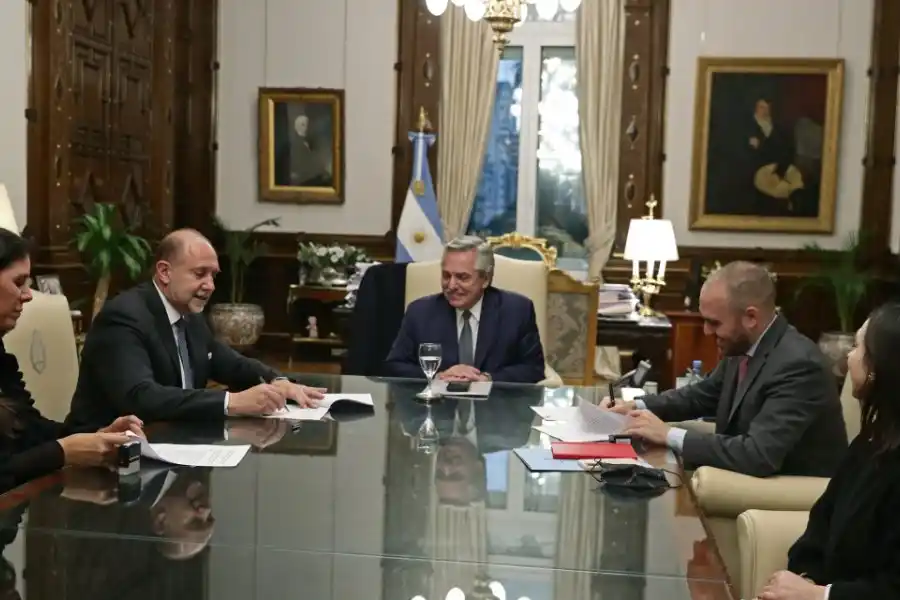 Provincia y Nación firmaron los convenios para regularizar la deuda de coparticipación