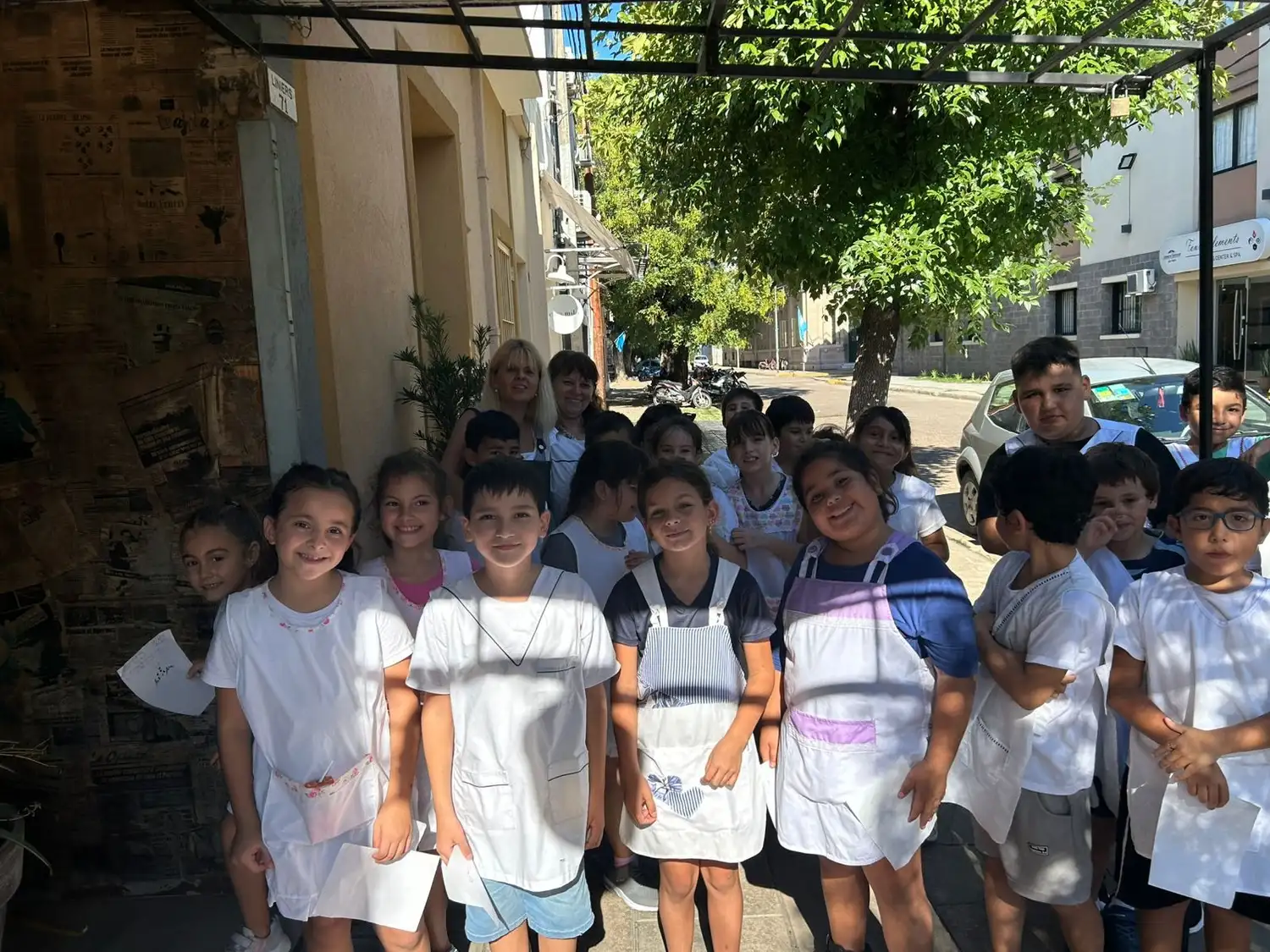 visita alumnos escuela 1 día de la poesía