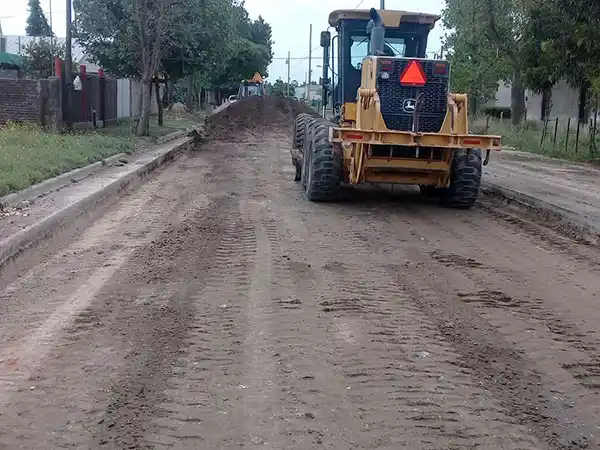 Restringen atención al público y licencian personal mayor