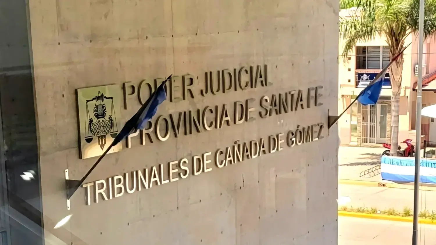Condenaron a 10 años de prisión a una mujer por facilitar el abuso sexual de su hija de 7 años con síndrome de down