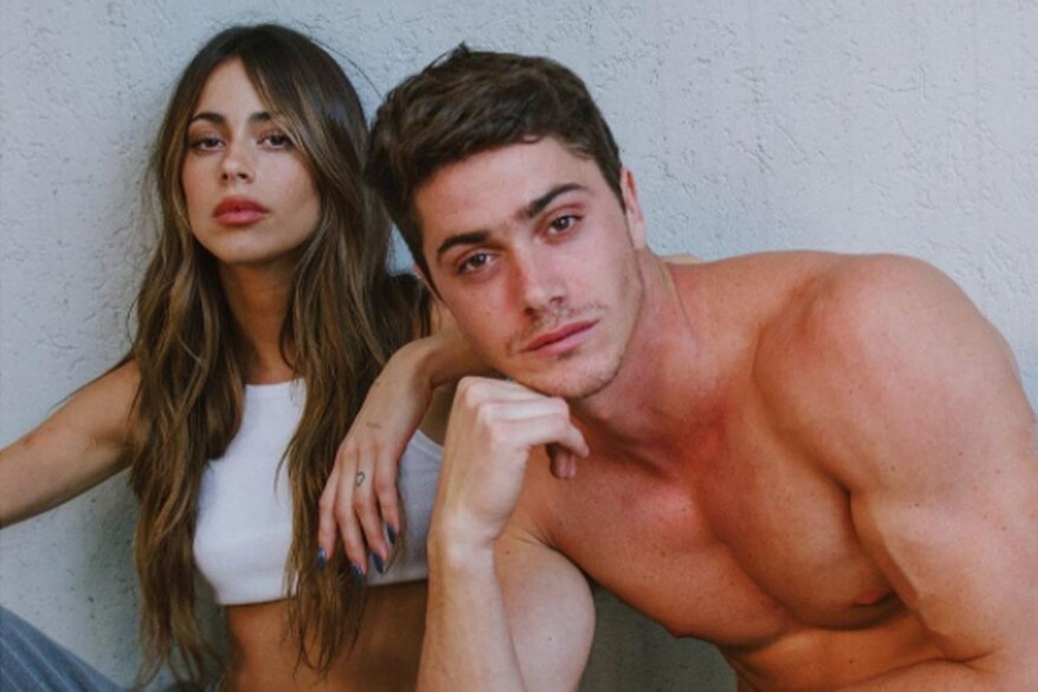 Tini Stoessel posó con su hermano Francisco