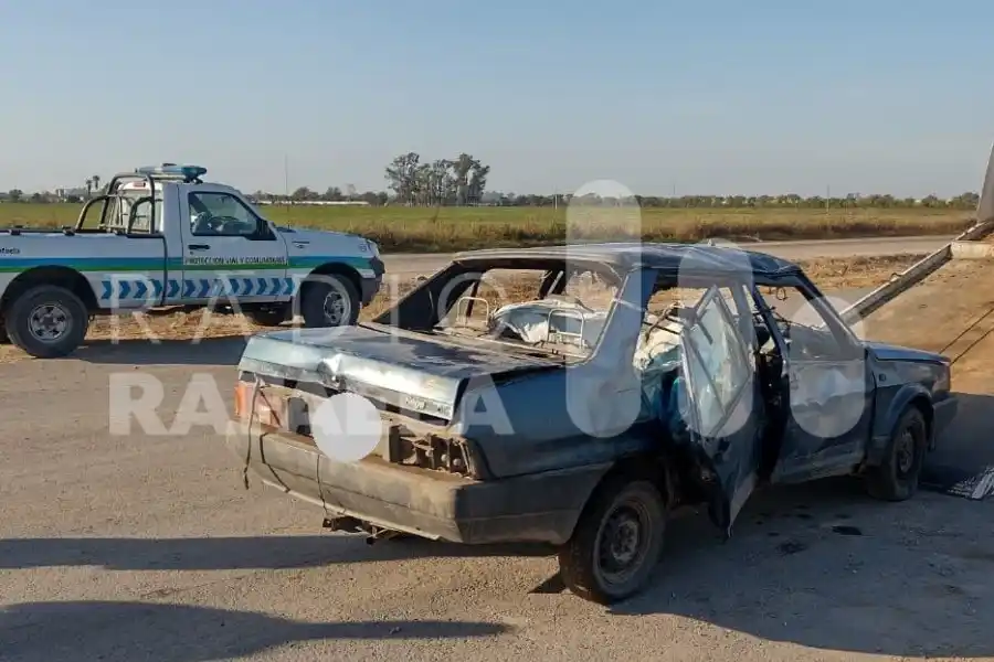Retuvieron un vehículo que circulaba en malas condiciones y sin papeles
