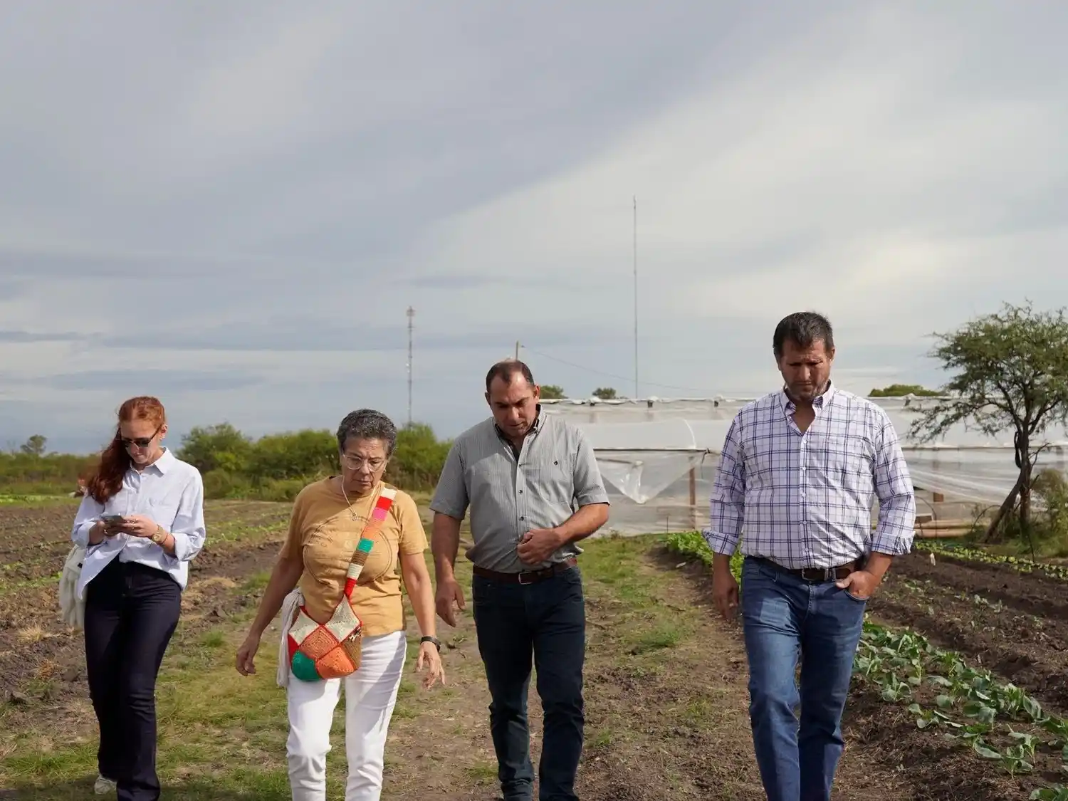 La intendenta de Federal recorrió junto a Fuertes el Mercado Popular y la Huerta