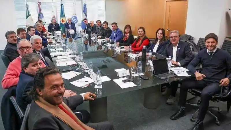 Reforma laboral: el Gobierno ya avisó a
las provincias que se eliminará Ganancias