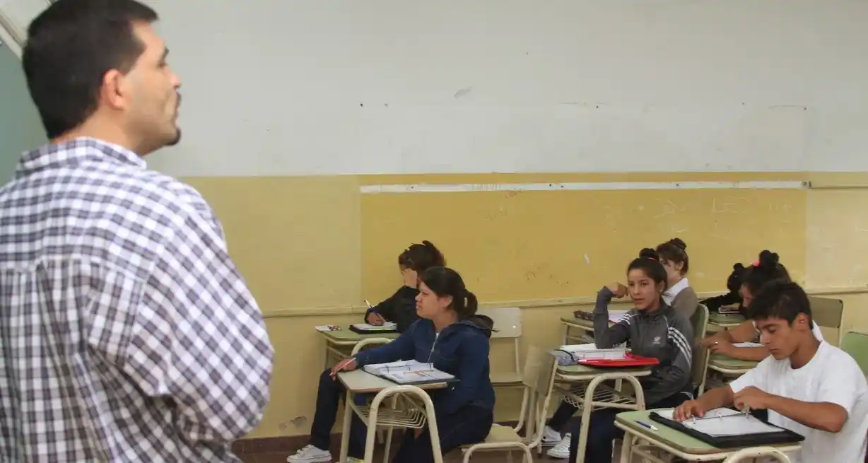 Habrá examen por módulo de formación, y aprobarán con el 60% cada uno de ellos. De no hacerlo, no pasan al siguiente. Luego viene la prueba de oposición. Crédito: El Litoral