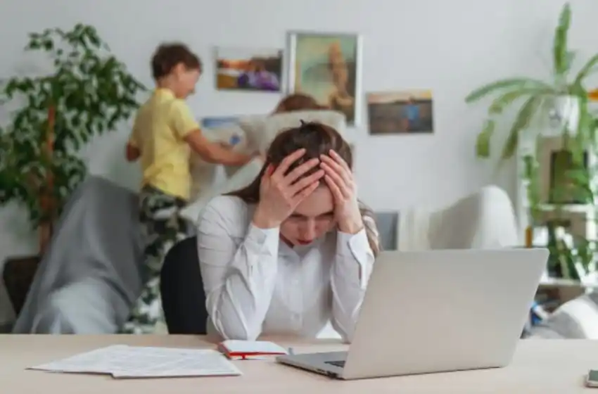 Según una encuesta de Bahía Blanca, 8 de cada 10 estudiantes padecen síntomas fatiga visual
