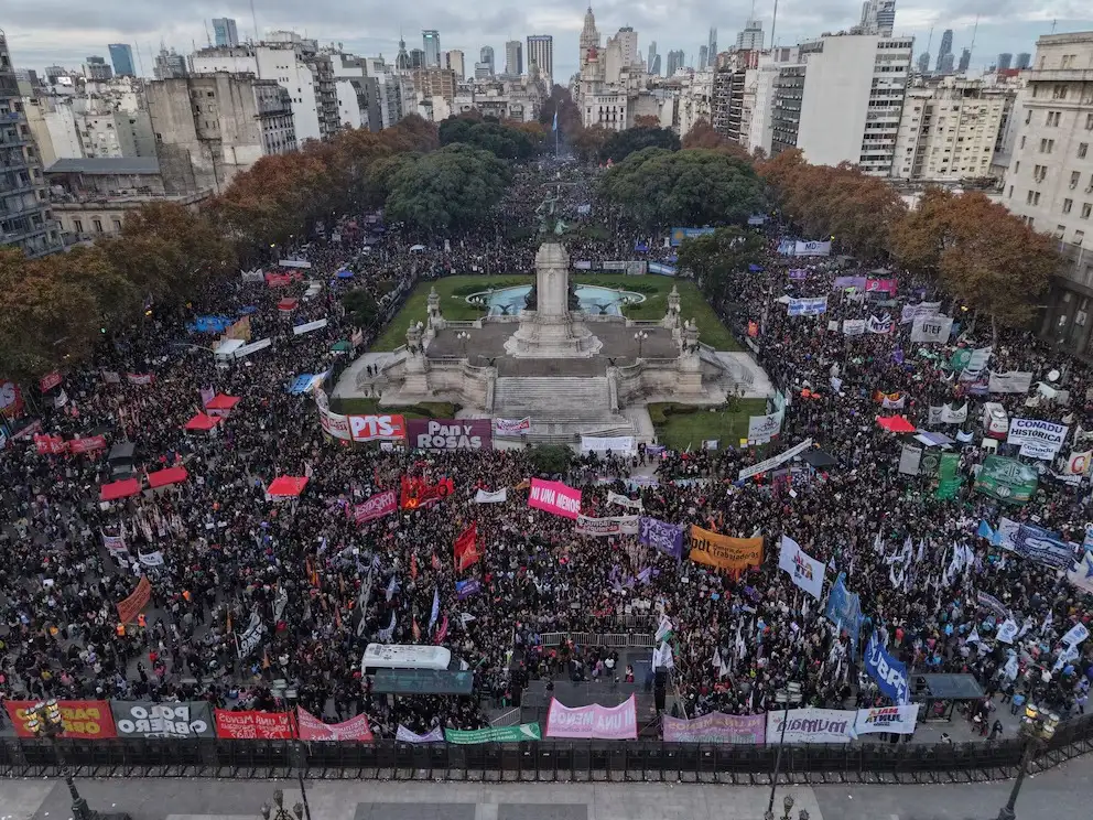 Ni Una Menos: con duras críticas al Gobierno, miles de mujeres marcharon contra la violencia de género