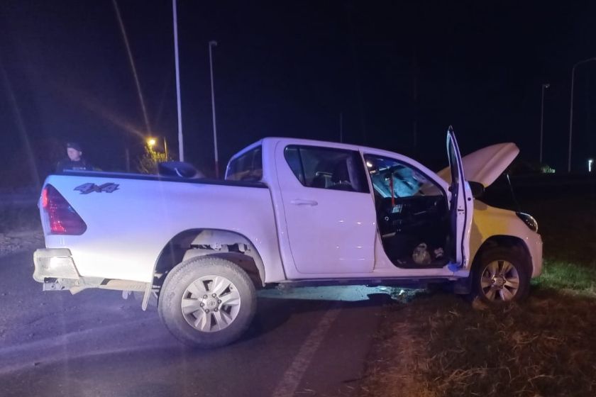 Intensa persecución a un adolescente de 15 años que conducía una camioneta: hubo choques y heridos