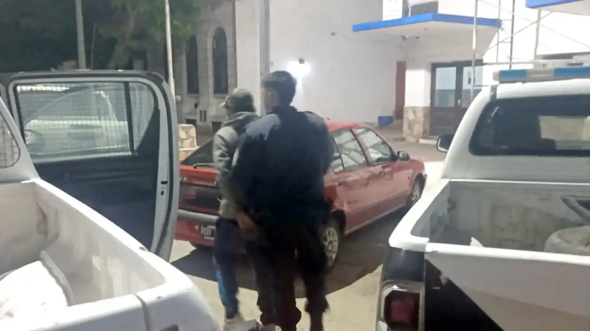 A disposición. De la Justicia local, permanece alojado en una comisaría el acusado