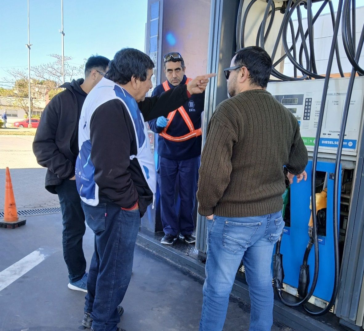 Técnicos del Inti inspeccionan y controlan estaciones de servicios en Formosa