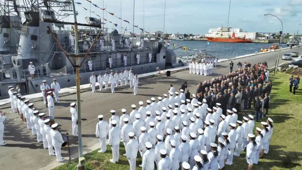 El acuerdo está dirigido a estudiantes y docentes de nivel primario y secundario.