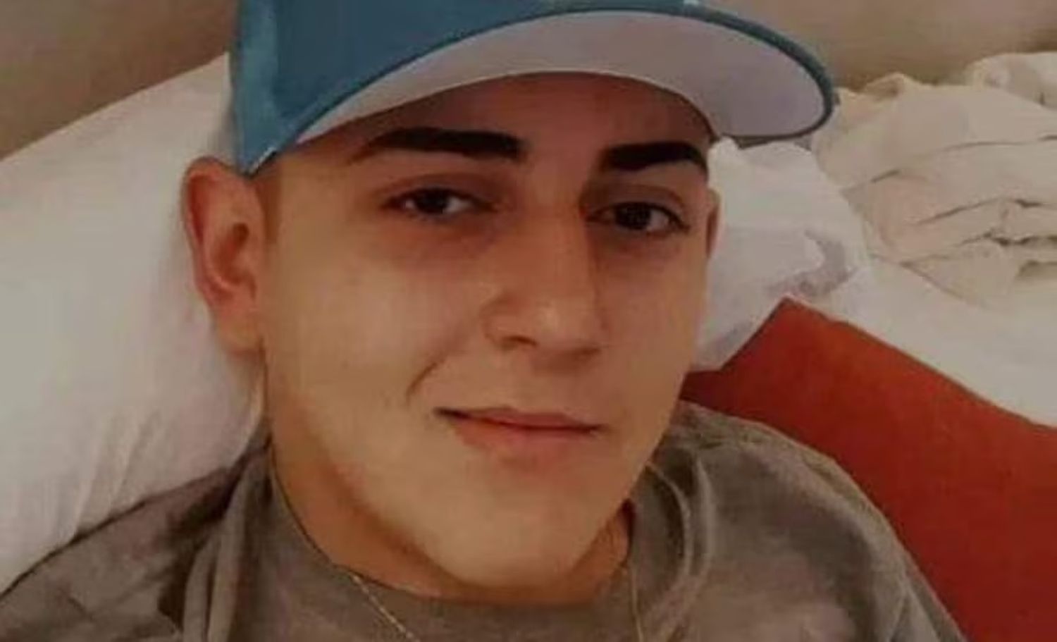 Enzo Gabriel Capis, el joven asesinado.