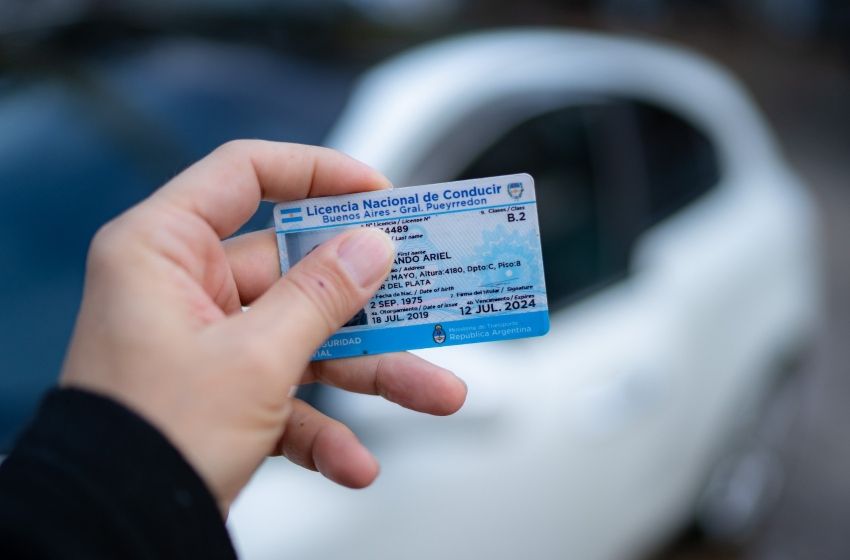 El trámite de la licencia de conducir lleva cada vez menos tiempo
